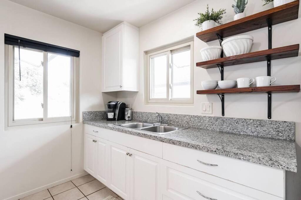 Apartamento Casa Italia -2Br- Free Driveway Parking For 2 Cars San Diego Exterior foto